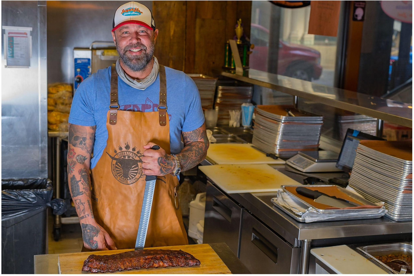 Chef Mike Johnson — cutting ribs